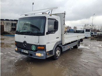 Dropside/ Flatbed truck Mercedes-Benz Atego 815: picture 3