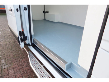 Refrigerated van Renault Master L3/H2 Koel/Vries/Verwarmen BPM VRIJ. Red Edition: picture 3