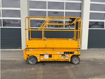 Scissor lift HAULOTTE Compact 8