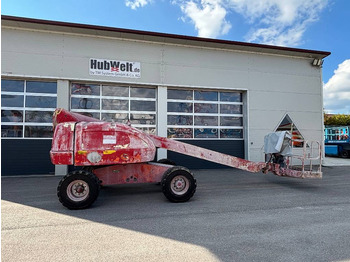 Articulated boom JLG