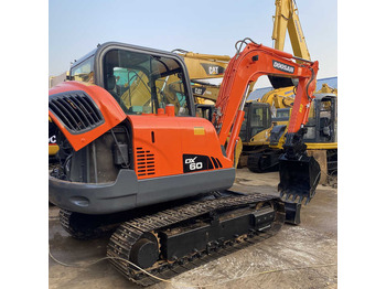 Crawler excavator DOOSAN DX225