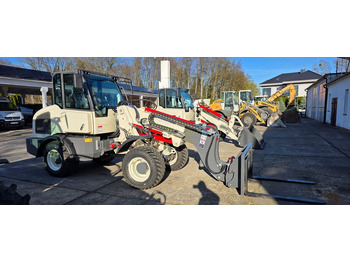 New Telescopic wheel loader Schäffer Inny Schäfi Pro T18: picture 2
