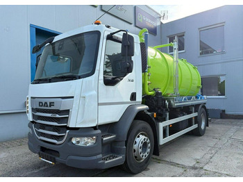 Garbage truck DAF