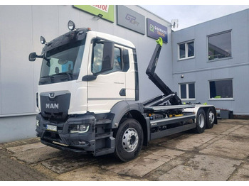 Garbage truck MAN TGS 26.360