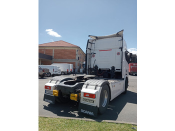 SCANIA R520 A4X2NB on lease SCANIA R520 A4X2NB: picture 3
