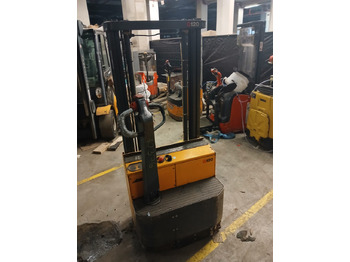 Stacker EGV12: picture 5