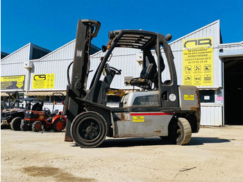 Diesel forklift NISSAN FGD02A30Q Chariot élévateur: picture 2