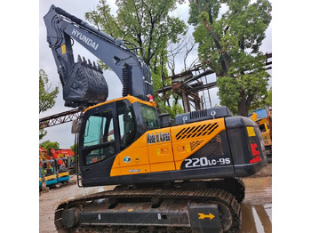 Crawler excavator Hyundai 220 LC-9S: picture 4