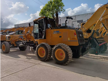 Grader XCMG GR215
