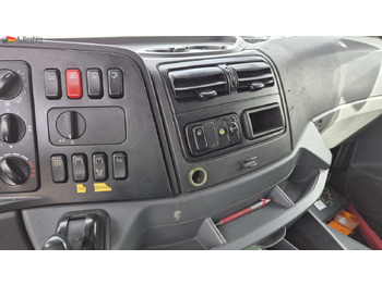 Refrigerator truck Mercedes-Benz 2540L Frigoblock, 6x2 Lenk-Liftachse: picture 2