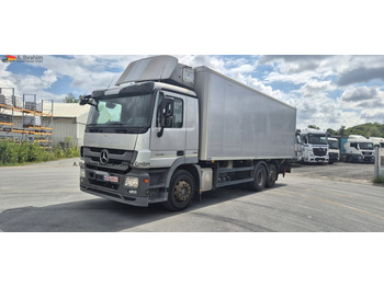 Refrigerator truck MERCEDES-BENZ