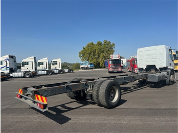 Cab chassis truck Renault HM 270.18: picture 4 Cab chassis truck Renault HM 270.18: picture 4