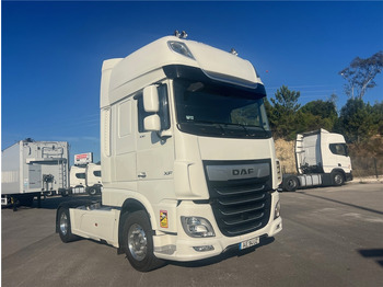 Tractor unit DAF XF 530