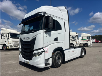 Tractor unit IVECO S-WAY