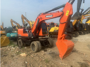 Wheel excavator Doosan DX150W-9C: picture 2 Wheel excavator Doosan DX150W-9C: picture 2
