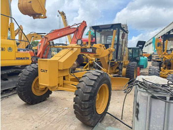 Grader CATERPILLAR 140H