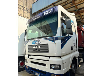 Tractor unit TRATTORE STRADALE MAN TGA ADR 18.430: picture 2