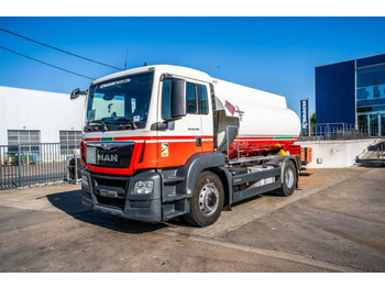 Tank truck MAN TGS 18.400