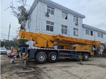 Mobile crane XCMG QY80K