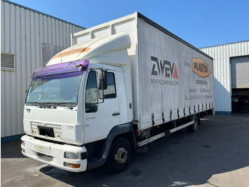 Curtainsider truck MAN