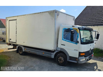 Box truck MERCEDES-BENZ
