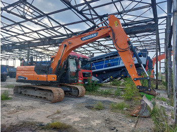 Crawler excavator DOOSAN DX140LC-5: picture 2
