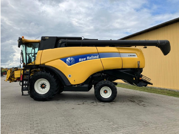 Combine harvester New Holland CX 8080: picture 2