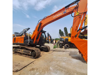 Crawler excavator Hitachi ZX200 Excavator: picture 3