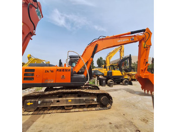 Crawler excavator Hitachi ZX200 Excavator: picture 2