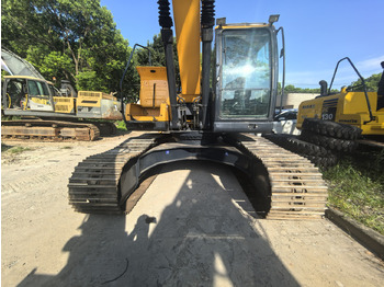Wheel excavator HYUNDAI