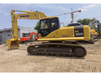 Crawler excavator Komatsu PC300-7 excavator: picture 3