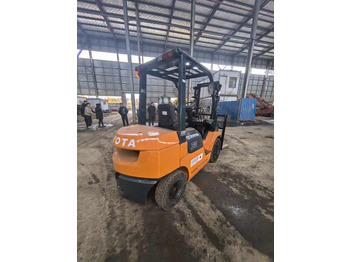 Diesel forklift Second hand toyota fd30 very good working condition and performance used forklift for sale used: picture 3