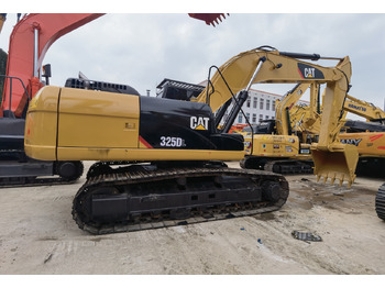 Crawler excavator