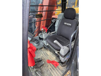 Mini excavator Hitachi ZX 70: picture 5