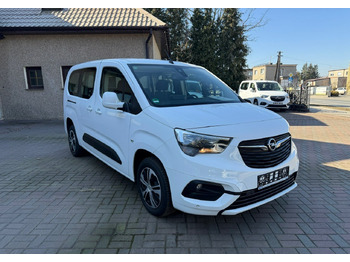 Car OPEL
