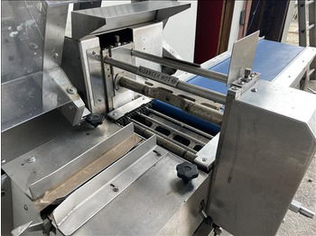 Packaging machinery Redpack P200 Flow wrapper: picture 3