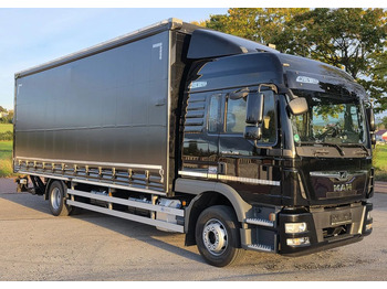 Curtainsider truck MAN TGM 15.290
