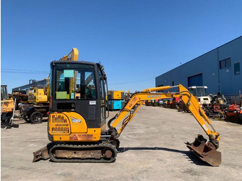 Mini excavator Kato 19VXE: picture 5 Mini excavator Kato 19VXE: picture 5