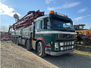 Concrete pump truck Volvo FM 480: picture 4