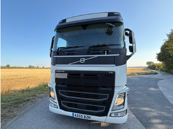 Tractor unit 2016 Volvo FH 500 Tractor Unit: picture 4