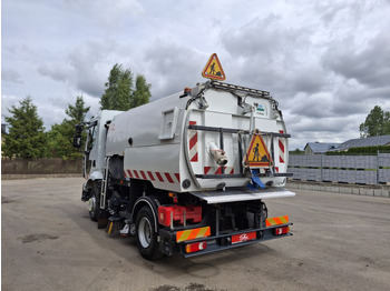 RENAULT Midlum 220 Zamiatarka Johnston VS500 Szczotki L/R Obie Strony Napęd Hydrostatyczny 2012r on lease RENAULT Midlum 220 Zamiatarka Johnston VS500 Szczotki L/R Obie Strony Napęd Hydrostatyczny 2012r: picture 4 RENAULT Midlum 220 Zamiatarka Johnston VS500 Szczotki L/R Obie Strony Napęd Hydrostatyczny 2012r on lease RENAULT Midlum 220 Zamiatarka Johnston VS500 Szczotki L/R Obie Strony Napęd Hydrostatyczny 2012r: picture 4