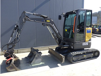 Mini excavator VOLVO ECR25D