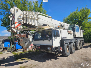 Crane truck