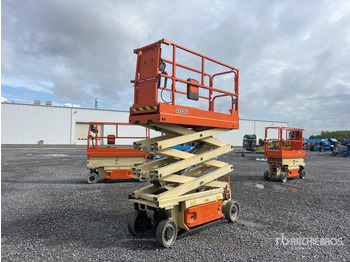 Scissor lift JLG