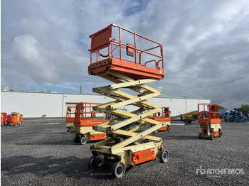 Scissor lift JLG