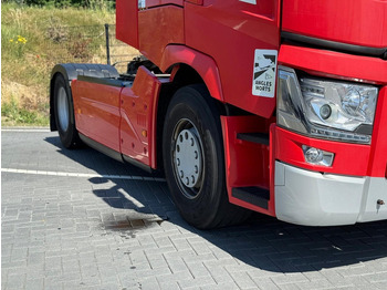Tractor unit Renault T520 HIGH PARK COOL, FULL SPOILER, STEEL/AIR, 2 TANKS, 2 BEDS, FRIGO: picture 2