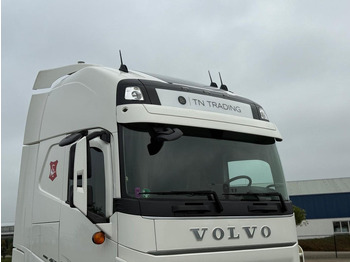 Volvo FH 13.460XL Turbocompound, leer, vollucht, 2 tanks, dubbel glas, vol spoiler. on lease Volvo FH 13.460XL Turbocompound, leer, vollucht, 2 tanks, dubbel glas, vol spoiler.: picture 2 Volvo FH 13.460XL Turbocompound, leer, vollucht, 2 tanks, dubbel glas, vol spoiler. on lease Volvo FH 13.460XL Turbocompound, leer, vollucht, 2 tanks, dubbel glas, vol spoiler.: picture 2