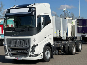 Cab chassis truck VOLVO FH16 650