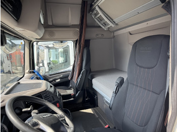 Tractor unit DAF XF 530 Super Space Cab: picture 4