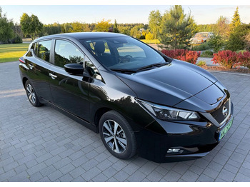 Car Nissan Leaf 40kWh Acenta: picture 3